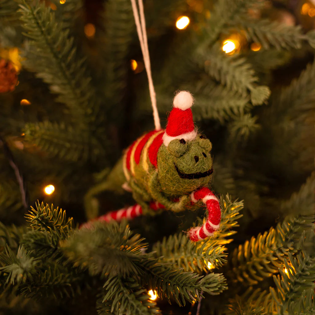Christmas Chameleon on Candy Cane