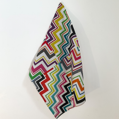 this beautiful 100 percent cotton tea towel has been designed using David Batchelor's Covid Variation image